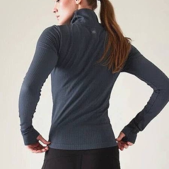 FLURRY SEAMLESS HENLEY, Size XXS, Granite Blue (Dark Gray) - Picture 2 of 4